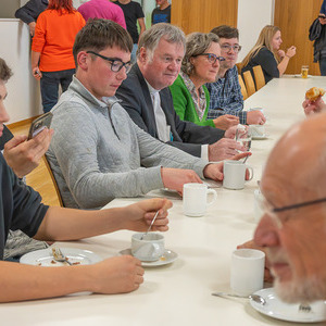 Bischof Manfred Scheuer besuchte die Landwirtschaftsschule in Schlierbach
