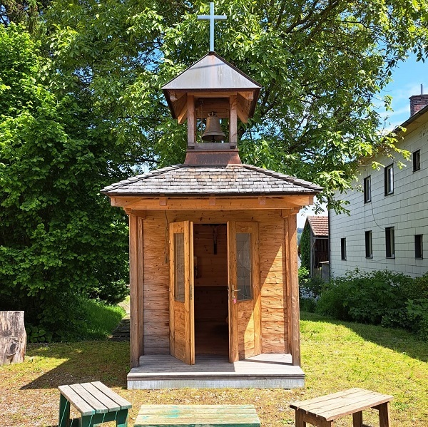 Kapelle im Grünen