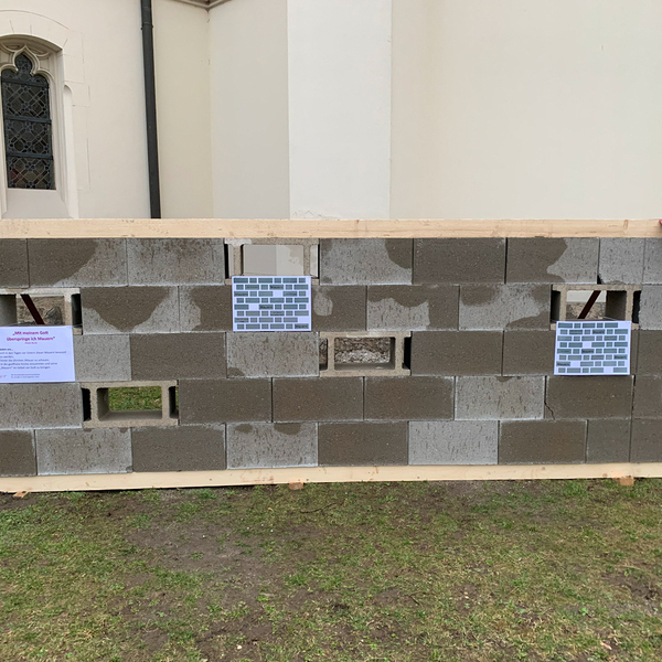 Klagemauer in der Fastenzeit / Pfarrgemeinde Traun Klagemauer in der Fastenzeit