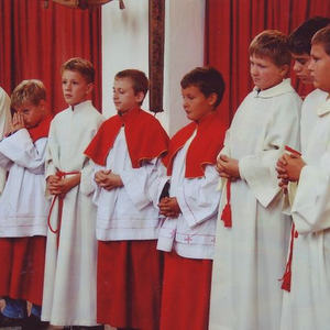 Ministranten nach dem Einzug